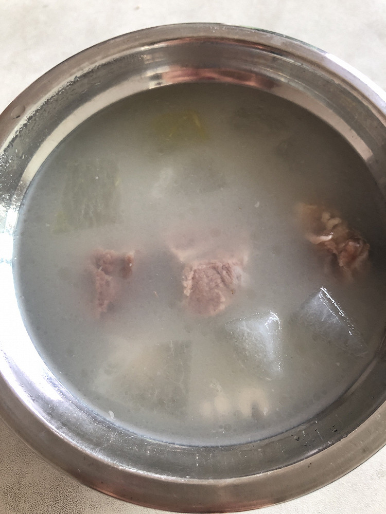 莲子薏米冬瓜排骨汤的做法