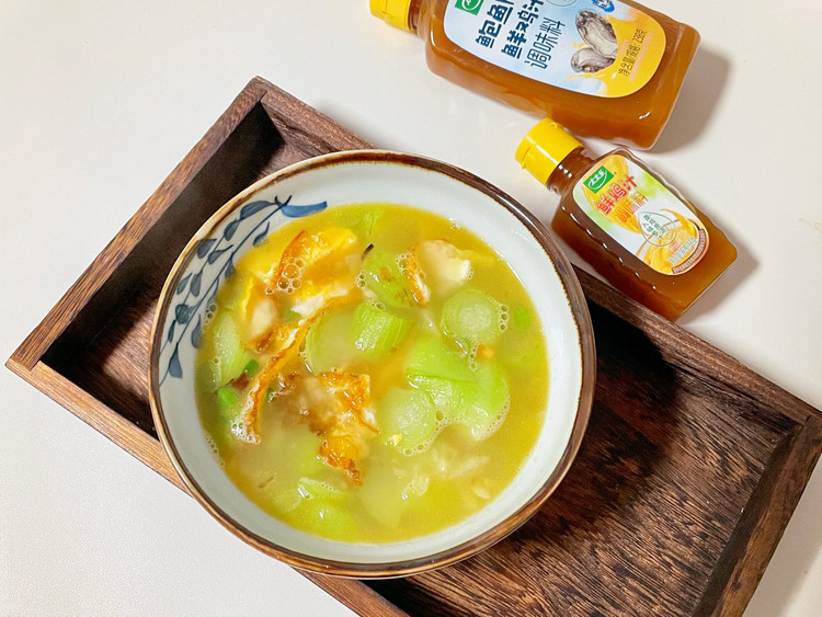 鸡汁丝瓜蛋汤的做法