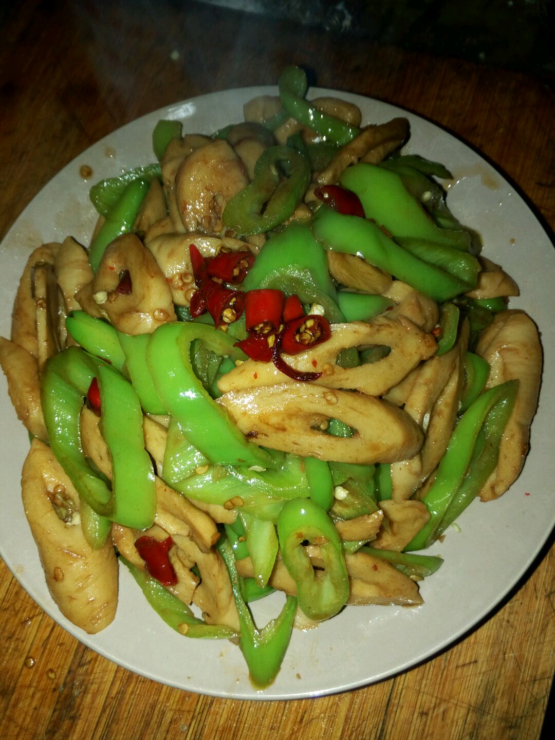 家常菜―尖椒炒面筋卷的做法图解8