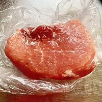 青椒炒肉丝的做法图解1