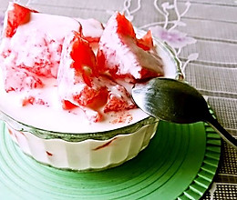 西瓜块酸奶料理#单挑夏天#的做法