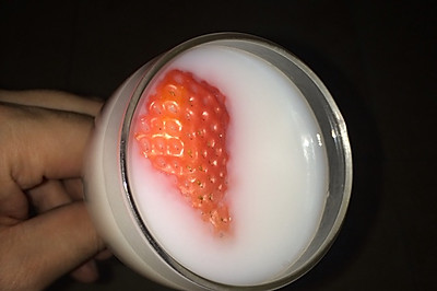 草莓椰奶果冻