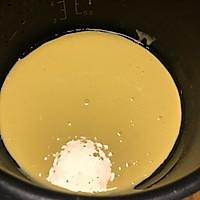 电饭煲蛋糕的做法图解3
