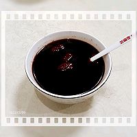 黑米红枣粥的做法图解1