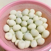 #餐桌上的春日限定#春天出游首选Q弹绕指香的卤蛋（快速剥壳）的做法图解7