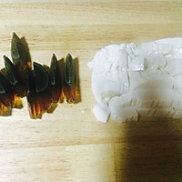 懒人快手的【皮蛋豆腐】的做法图解2