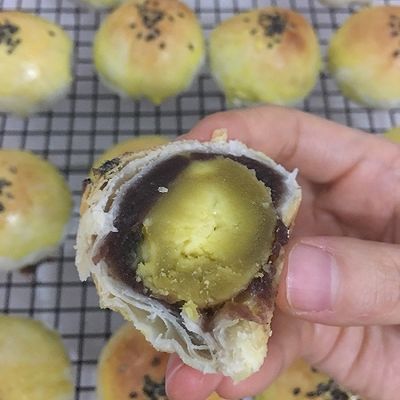蛋黄酥（猪油）