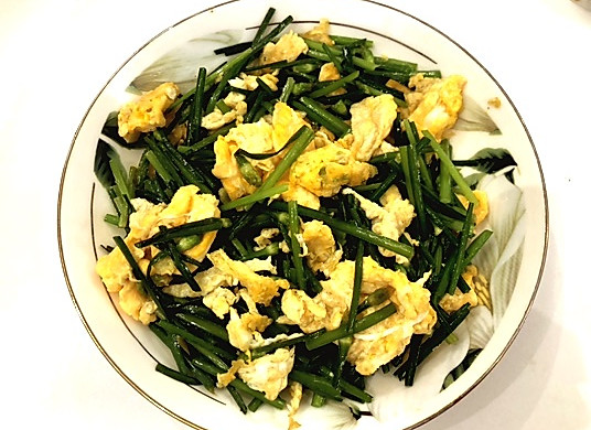 韭苔炒鸡蛋