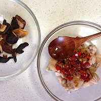 便当【香菇剁椒蒸翅根+蒸水蛋】的做法图解8