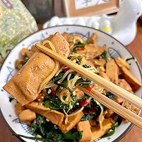 豆干炒韭菜的做法图解12