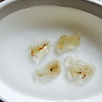 牛奶桃胶雪莲子雪燕的做法图解3