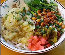 酸菜土豆泥拌粉的做法