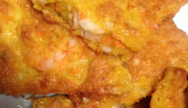胡萝卜甜虾鸡蛋饼的做法