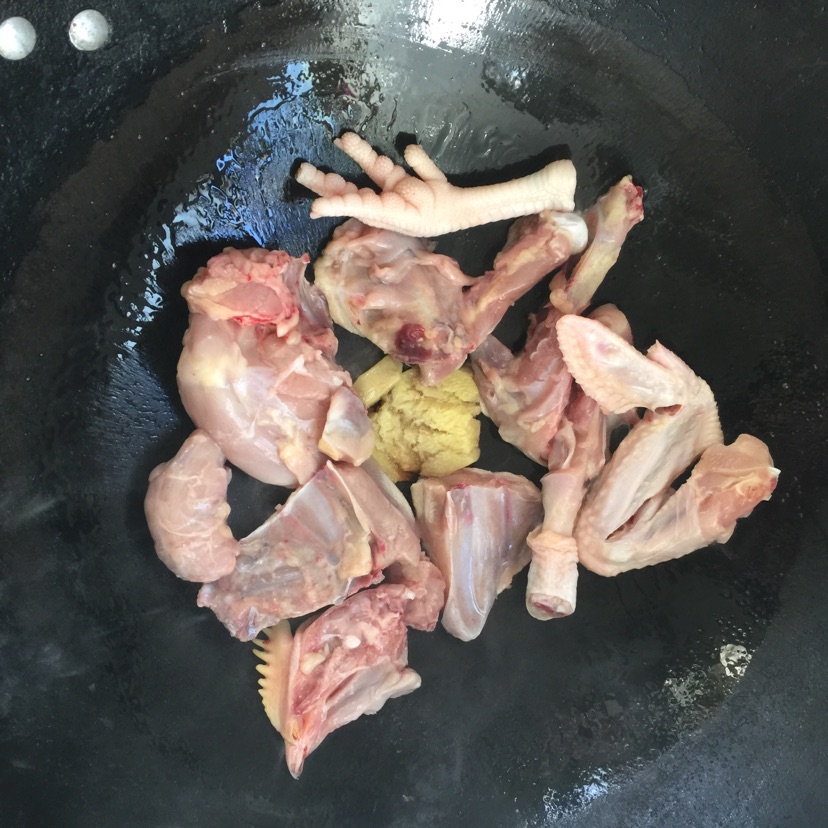 花胶活耳煲鸡汤的做法图解7