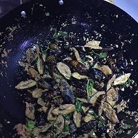 干煸蝉蛹的做法图解5