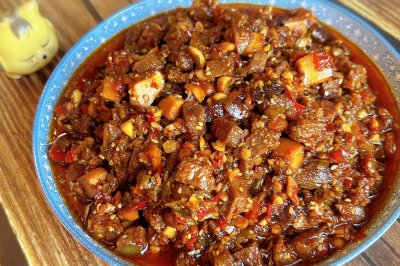 无敌肉多多牛肉酱（不辣）
