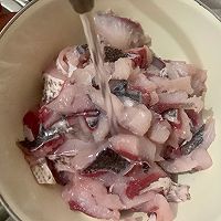 酸菜鱼片（傲娇版）的做法图解4