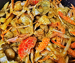 #舌尖上的端午#不一样的美味咖喱兰花蟹的做法
