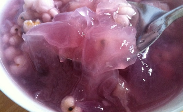 紫薯薏米银耳汤