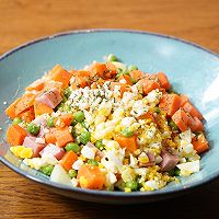 精致早餐：火腿青豆沙拉配酸奶水果捞的做法图解5