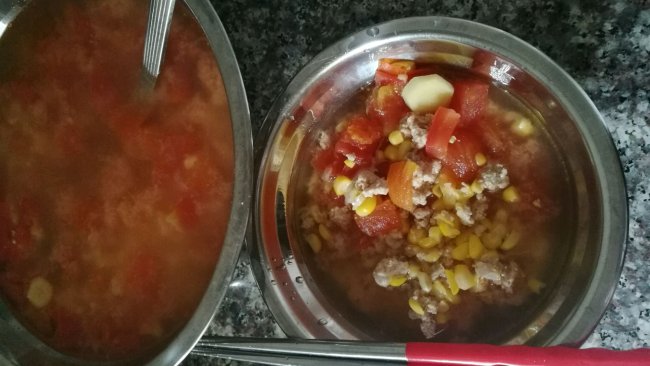 蕃茄粟米肉末汤的做法