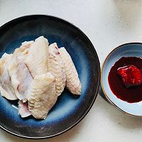 超简单又美味的腐乳鸡翅的做法图解1