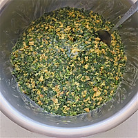 韭菜鸡蛋虾仁饺子的做法图解6