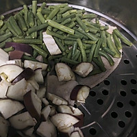 豆角烧茄子的做法图解1