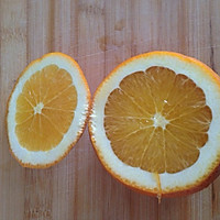 止咳秘籍：盐蒸红橙的做法图解1