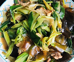 蒜苗五花肉炒粉坨的做法