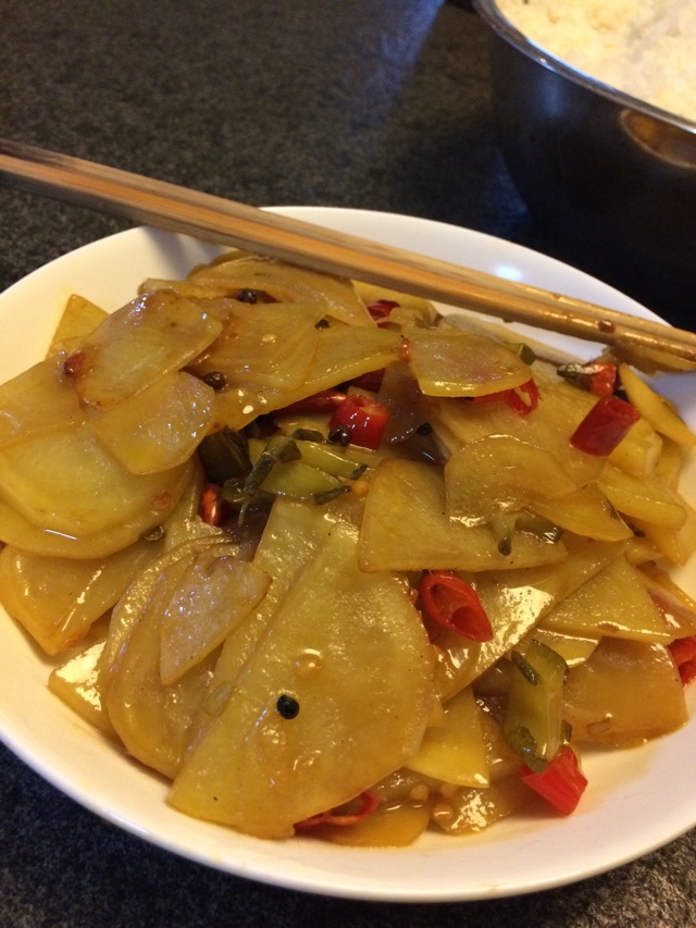 酸辣土豆片的做法图解6