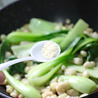 自制减脂小炒——青菜玉米炒鸡丁的做法图解15