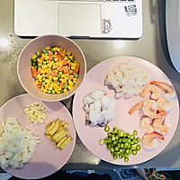 海鲜咖喱烩饭的做法图解1
