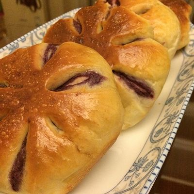 【小烤箱也有春天】紫薯花儿面包