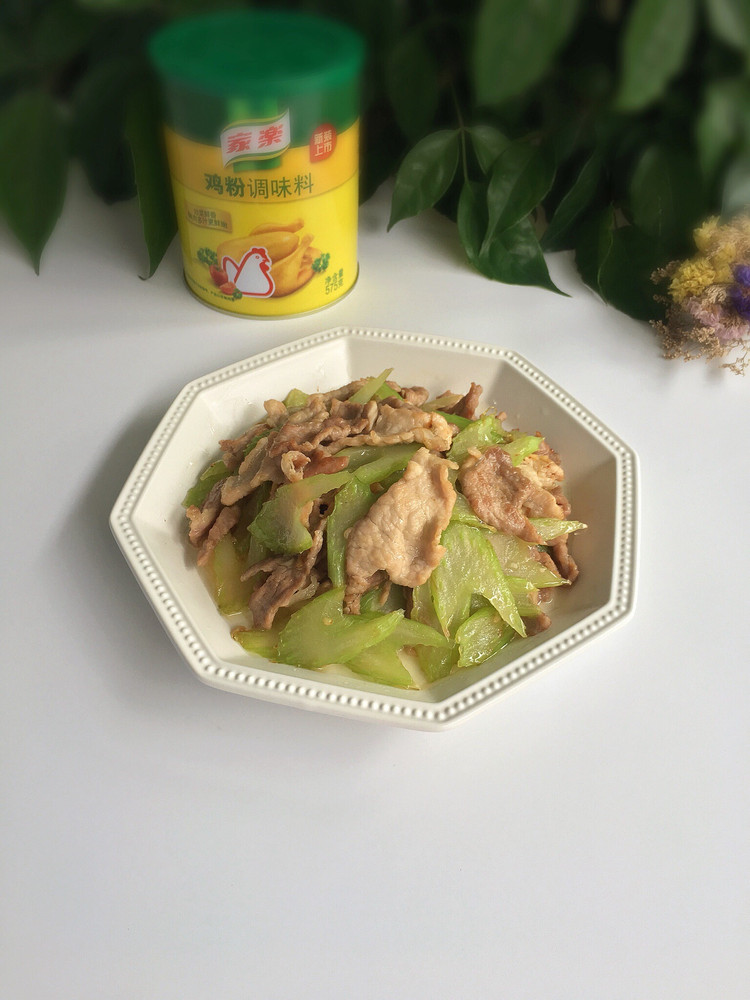 西芹炒肉片的做法