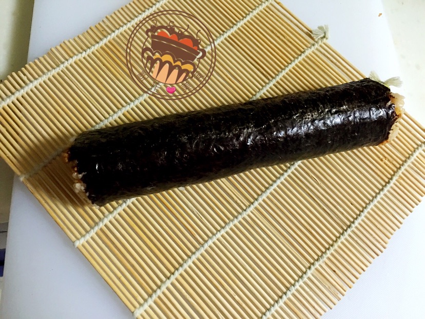 三文鱼寿司卷的做法图解9