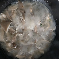 蘑菇汤的做法图解4