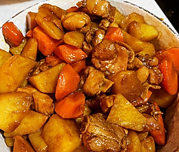 超香的鸡肉炖土豆胡萝卜的做法
