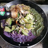 #节日美味就这么简单#营养美味的西葫芦肉沫三色面的做法图解14