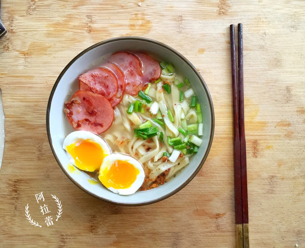 鸡蛋手擀面（简单易做）