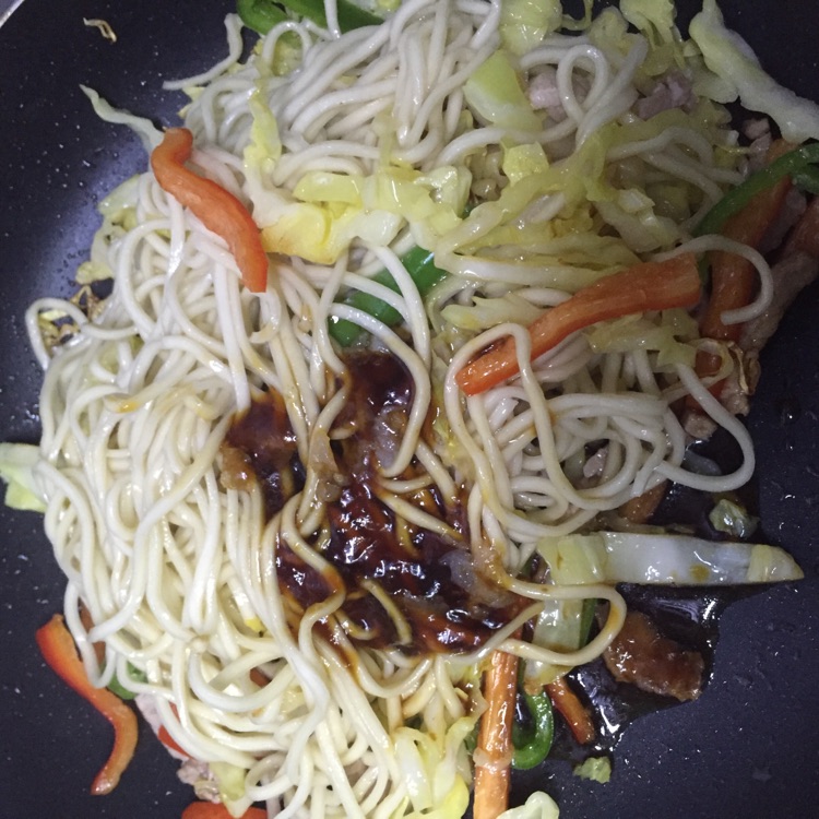 家常什锦炒面的做法图解9