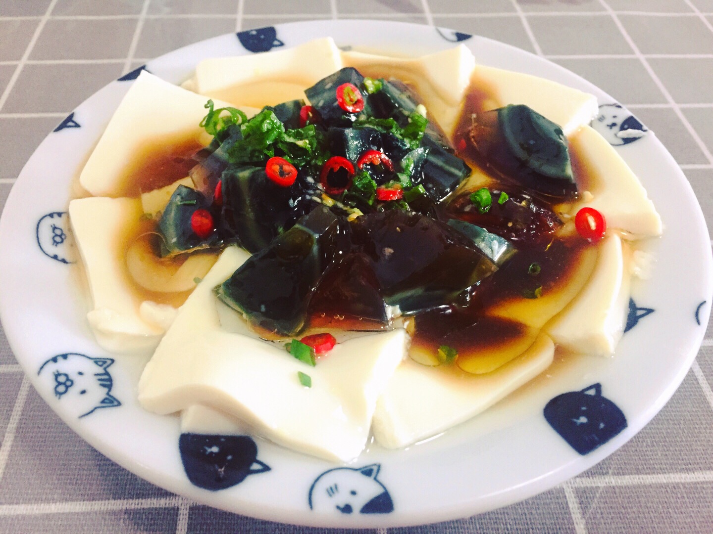 Tofu with preserved egg