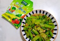 芹菜炒肉的做法