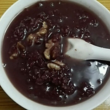 核桃紫米粥