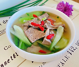 #我心中的冬日限定#青菜猪肝汤的做法