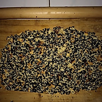 核桃黑芝麻片的做法图解3