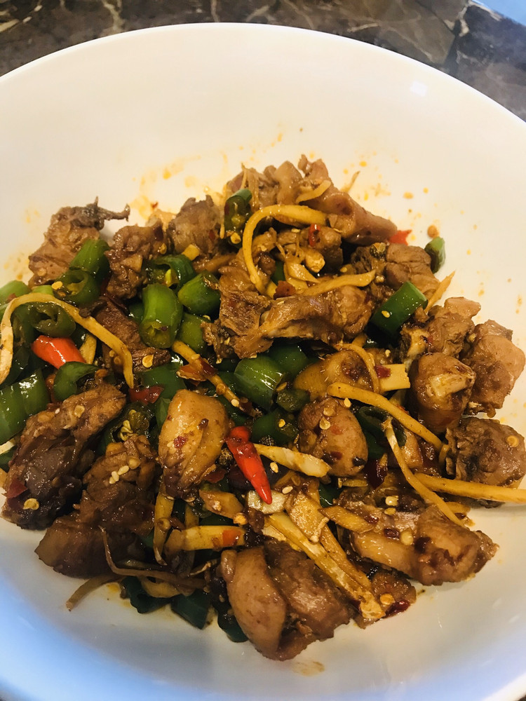 青椒仔姜鸭的做法