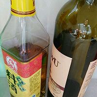 红酒鸡翅的做法图解1