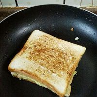 牛油果火腿肠鸡蛋三明治的做法图解10