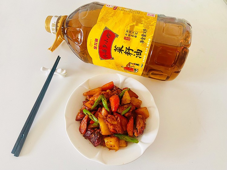 不加一滴水‼️超级好吃的鸡腿烧土豆的做法